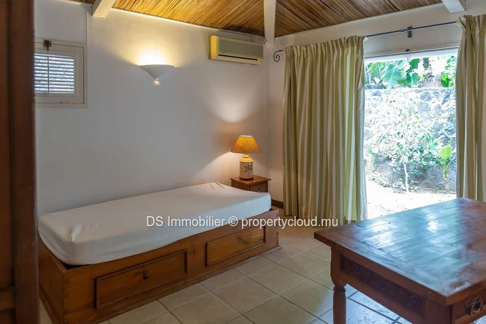 Exceptional Villa In Pointe Aux Canonniers – Near The Sea