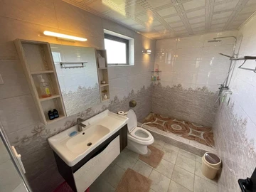 Stunning Coastal Oasis 