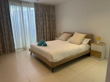 5 Bedroom Villa