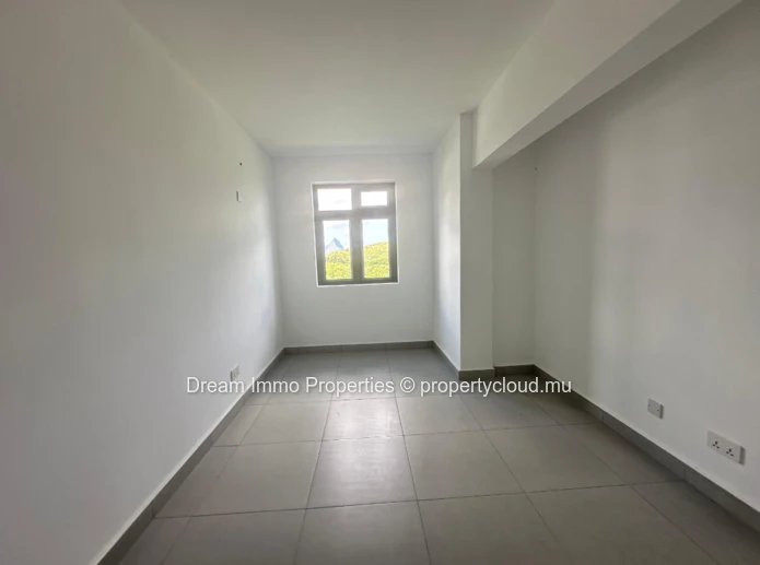 Bel Appartement 3 Chambres Avec Vue Montagne À Phoenix – Ile Maurice
