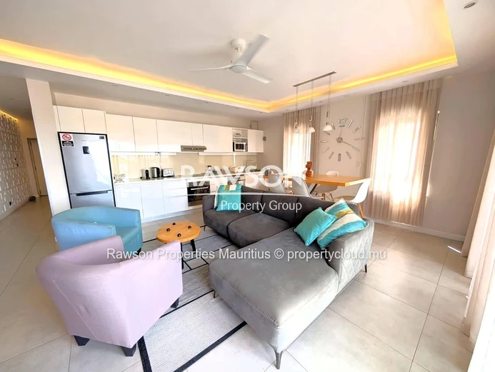 2-Bedroom Penthouse Mid-Term Rental | Pereybere | Mur 250,000/Month | Private Rooftop Pool | Seaview