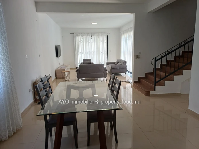 Offre Exceptionnelle - A louer Maison neuve et spacieuse avec piscine et jardin a Pereybere