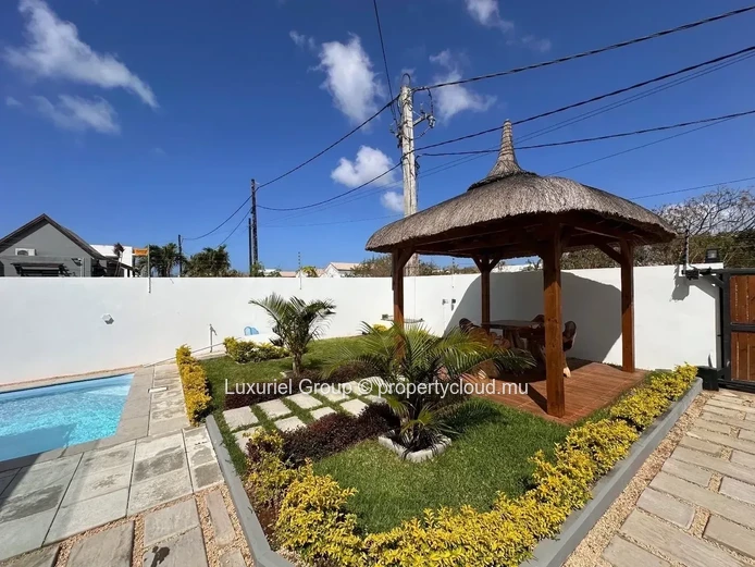Villa Contemporaine À Pereybere – Élégance Et Art De Vivre