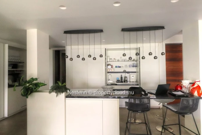Beachfront Appartment: Luxury Coastal Living in Péreybère