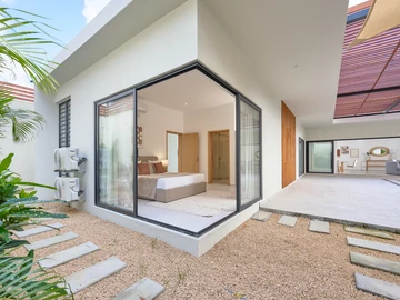 4 Bedroom Villa