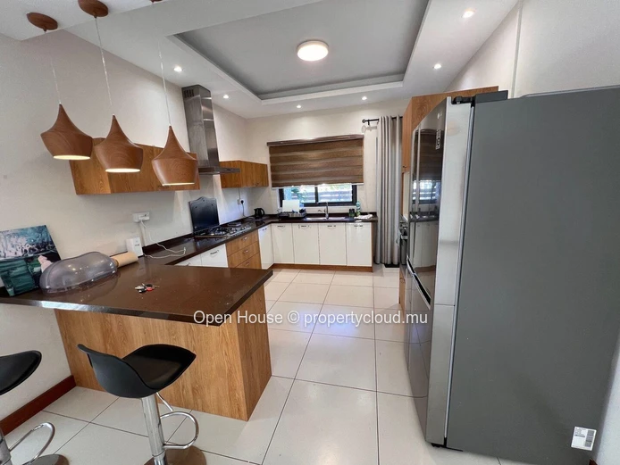 Architect-designed villa in Mon Choisy, featuring 4 bedrooms, 3 bathrooms, 1 office, and a swimming pool.