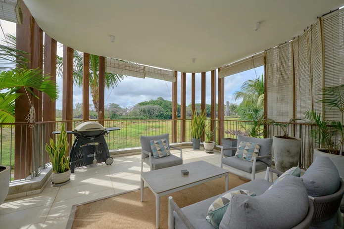 Appartement De 2 Chambres Accessible Aux Etrangers Sur Le Golf De Mon Choisy Et À Pieds De La Plage