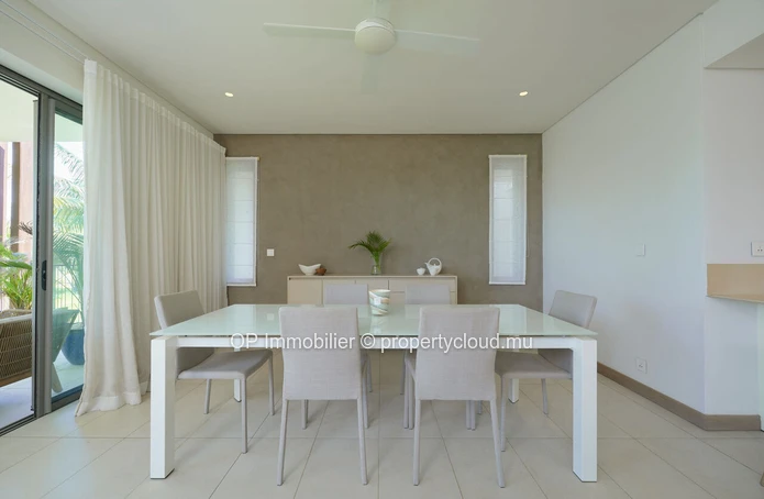 Appartement IRS de 175 m² avec piscine à vendre à Mont Choisy