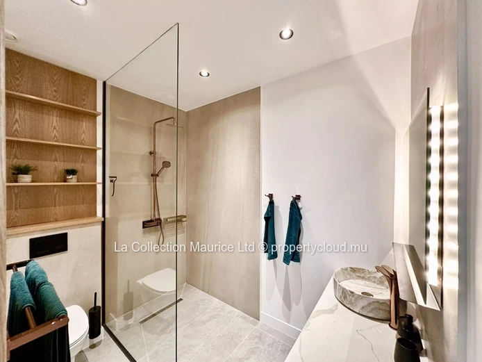 Duplex I Rivière Noire I Élégance contemporaine