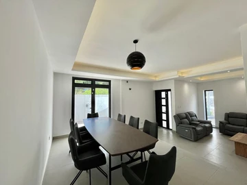 Townhouse, Duplex de 4 Chambres