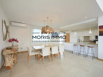 4 Bedroom Villa