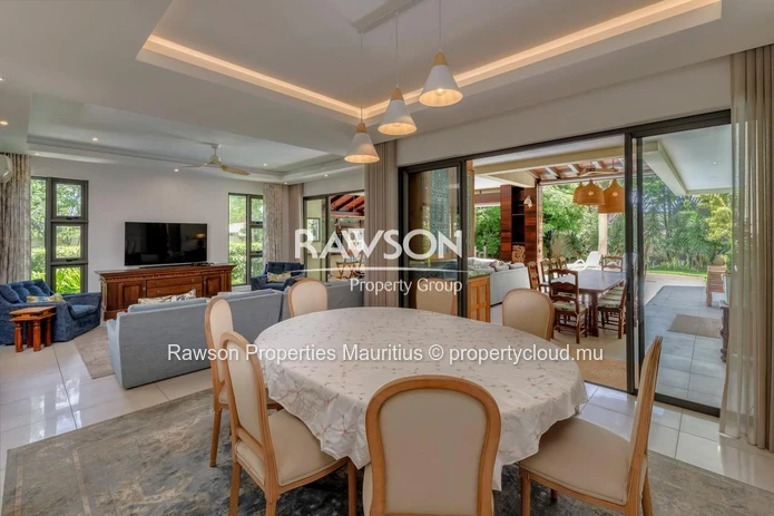 Villa 3 Chambres | Luxe & Confort | Mont Mascal | Accessible Aux Étrangers €