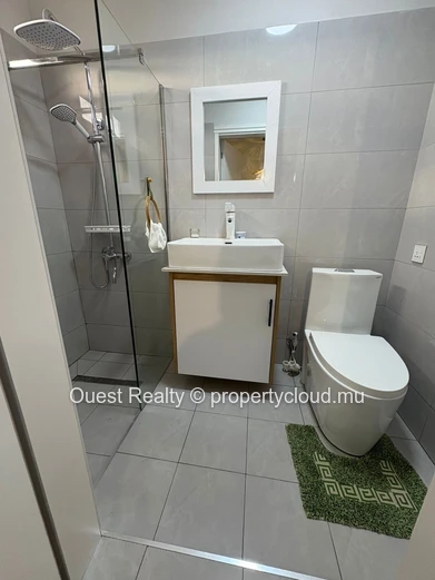 Coastal Comfort, Smart Investment – 3 Bedrooms in Prime Flic en Flac