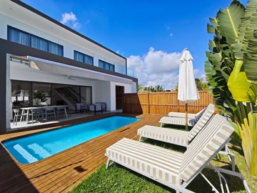 4 Bedroom Villa