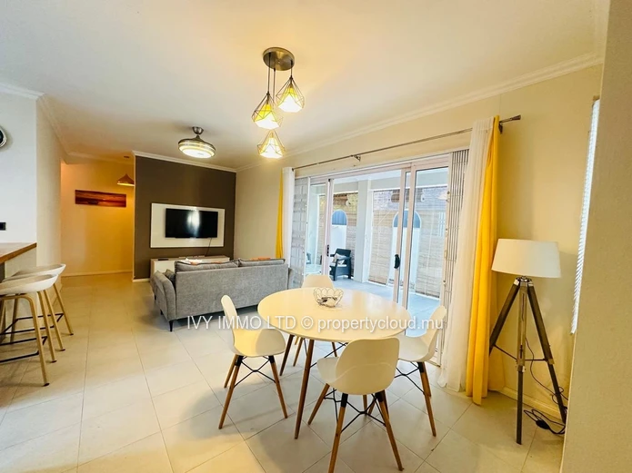 Villa For Rent – Bain Boeuf