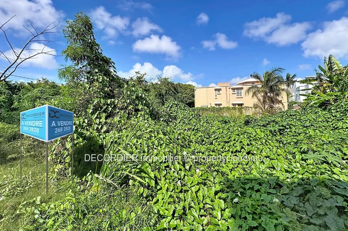 Ideally Located Residential Plot in Pereybère