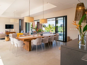 4 Bedroom Villa