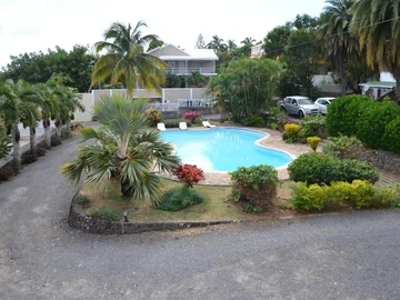 5 Bedroom Villa