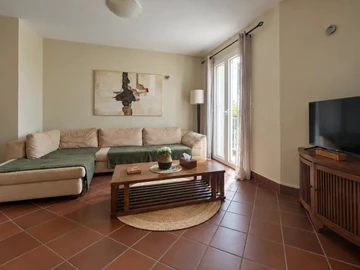 2 Bedroom Townhouse, Duplex