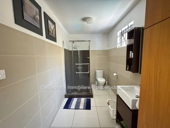 Furnished 4-Bedroom En-Suite House with Swimming Pool | Black Rock
