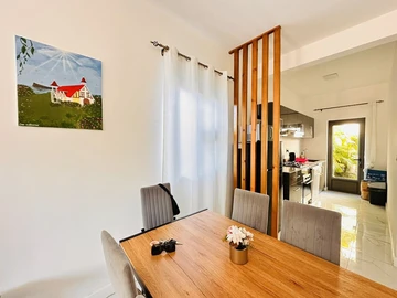 2 Bedroom Townhouse, Duplex