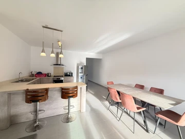 4 Bedroom Townhouse, Duplex