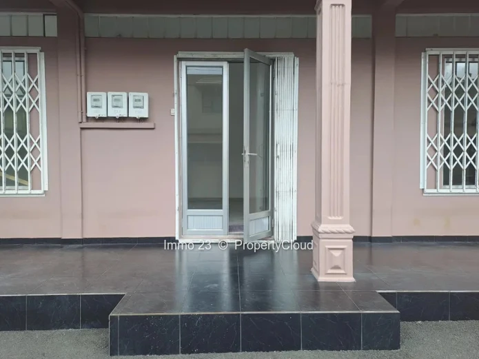 Commercial Space - 50m2 - Curepipe - Ref. EM100034LO