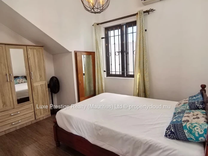Villa de 1 Chambre à Louer à Trou aux Biches | Piscine Privée, Propriété Clôturée et Espace Extérieur