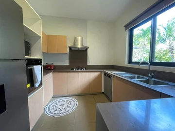 4 Bedroom Townhouse, Duplex