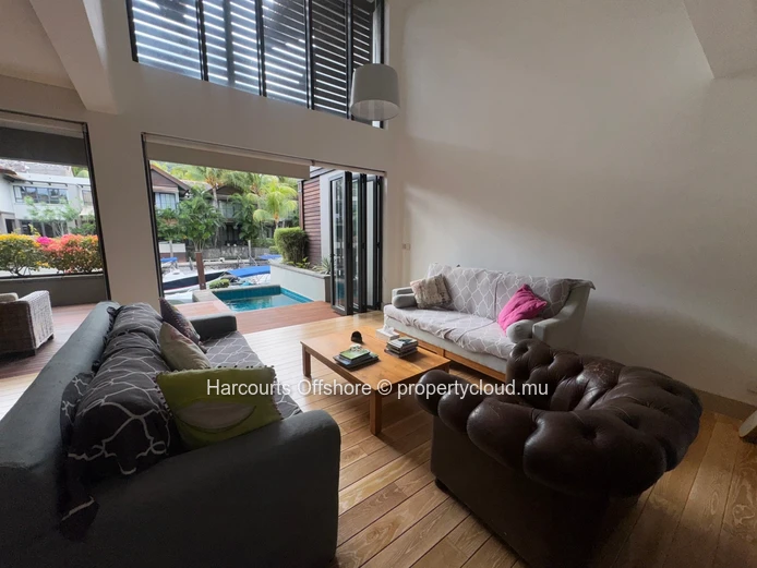 Villa de Luxe en Bord de l’Eau avec Amarrage Privé à Tamarin