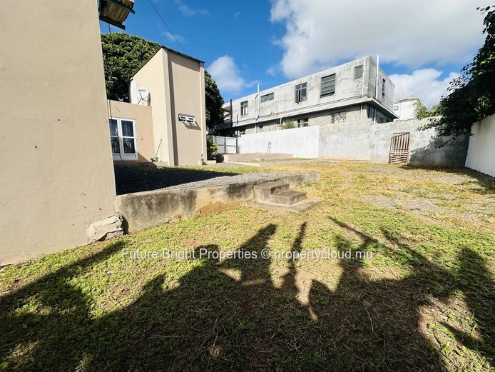 Charming Property for Sale in New Town, Roches Brunes