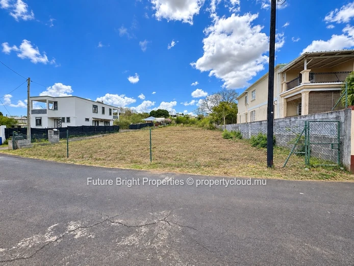 Residential Plot of Land for Sale – Morcellement Belle Vue, Albion