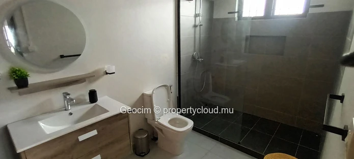 Flic en Flac Morc de Chazal fully furnished brand new house. 3 bedrooms. 3 bathrooms Terrace Jaccuzi Garden. Availabl... (Sole Mandate)