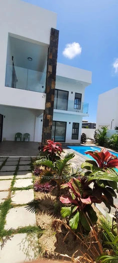 Villa moderne à vendre