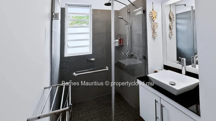 BLACK RIVER - Apartment - 4 bedrooms