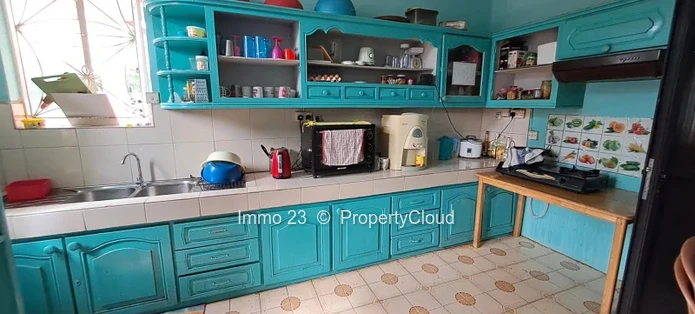 Maison / Villa - 6 chambres - Roches Brunes - Ref. MA84353VE
