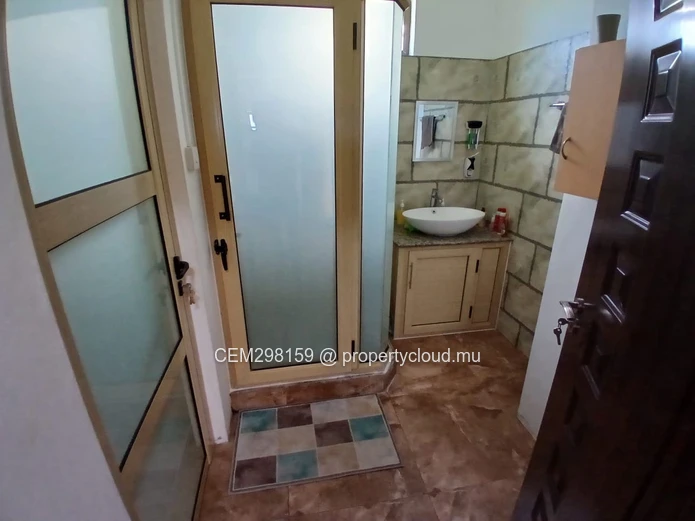 Individual villa for sale in chemin vingt pieds, Grand Baie