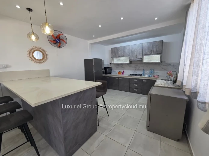 Villa With Pool For Rent – Pointe Aux Canonniers