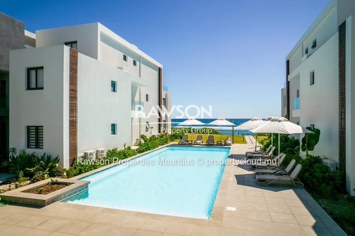 3 Bedroom Beachfront Apartment | Pool And Garden | Poste Lafayette | Lease Hold