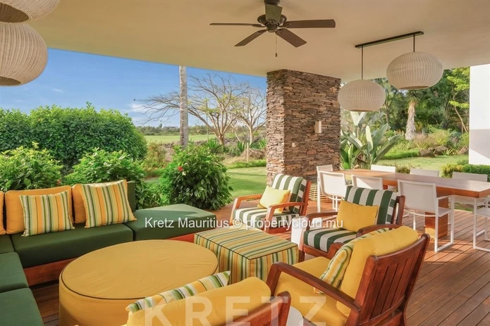Exceptional Island Signature Villa in the Heart of the Golf Estate