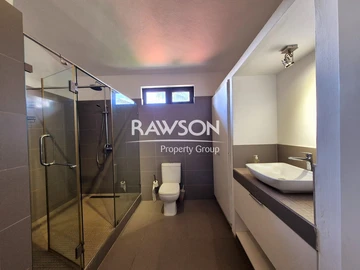 Townhouse, Duplex de 3 Chambres