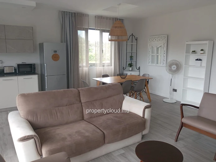 2-bedroom apartment with pool – Pereybère