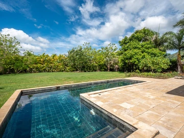 5 Bedroom Villa