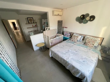 5 Bedroom Villa
