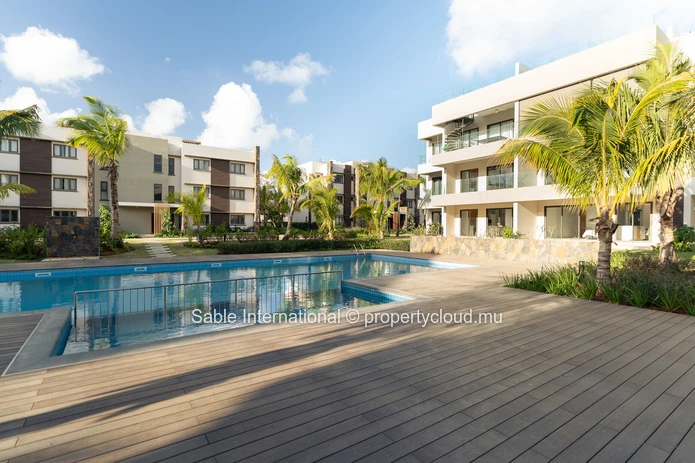Luxury Penthouse  with Private Pool and Sea Views in Pointe aux Canonniers