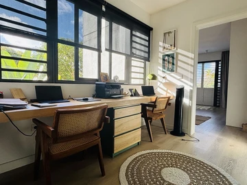 5 Bedroom Townhouse, Duplex