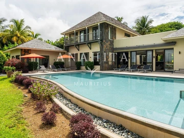 5 Bedroom Villa