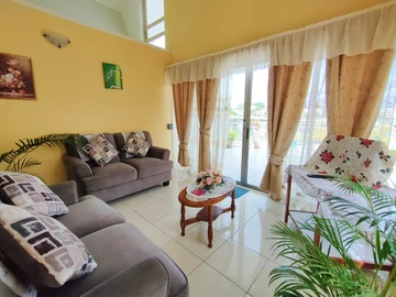 Comfortable 2 bedrooms apartment with a view on Mahebourg's Bridge