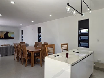4 Bedroom Villa