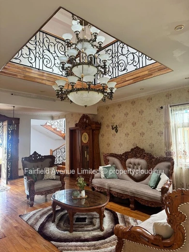 Maison meublée de 5 chambres à louer à Vacoas